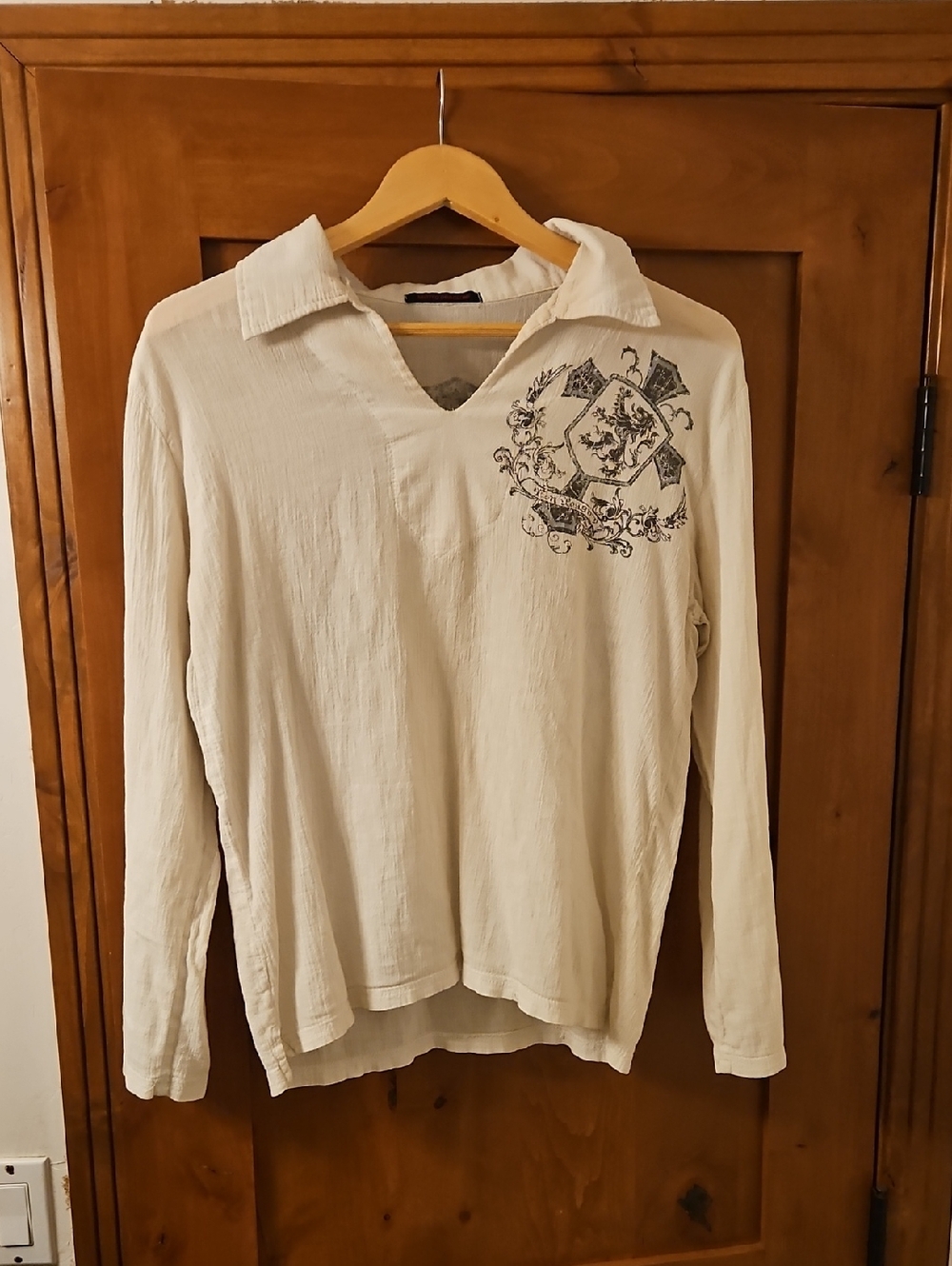 Men's Cream Long-Sleeve Collared Shirt with Crest Detail